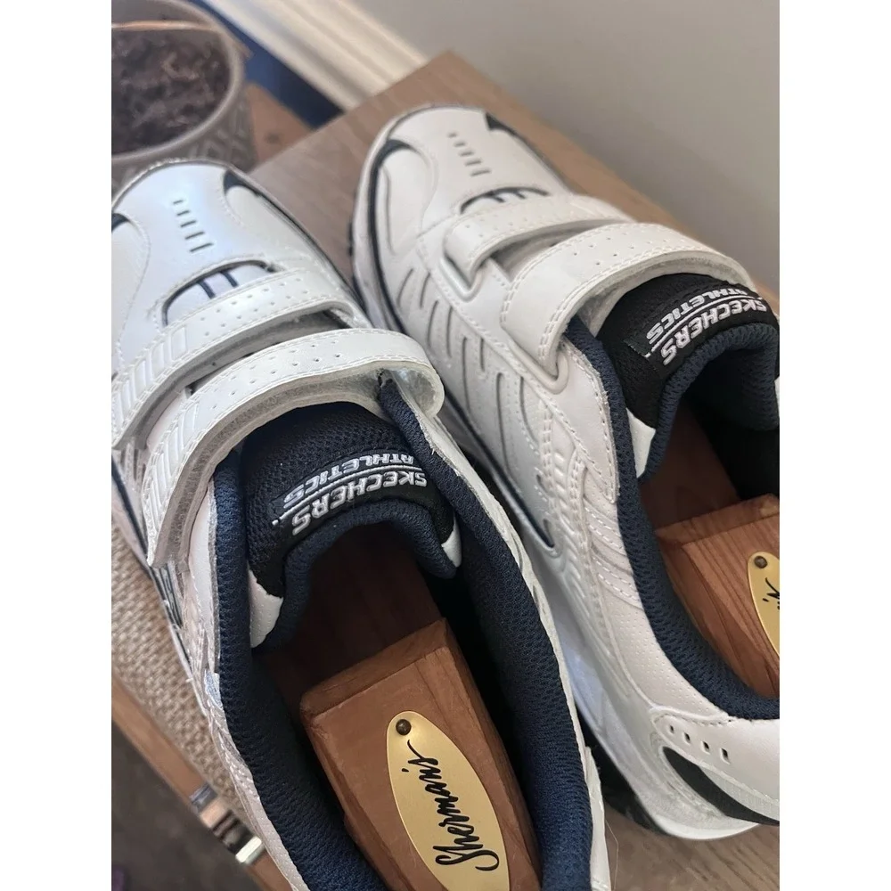 Skechers Mens After Burn Memory Shoes Sneakers Size 9 White & Navy Blue